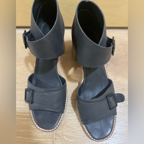 Django and Juliette all leather sandal Sz41 - Picture 2 of 8